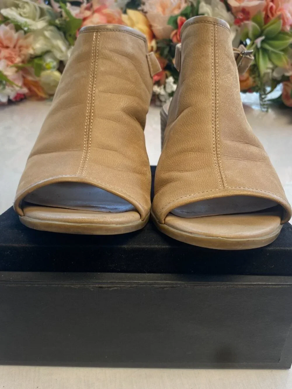 Franco Fortini Aniston Tan Leather Heel Sandals 7.5M